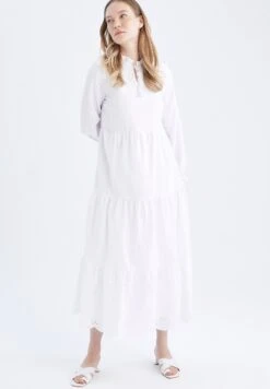 DeFacto Regular Fit- Maxi-Jurk - White