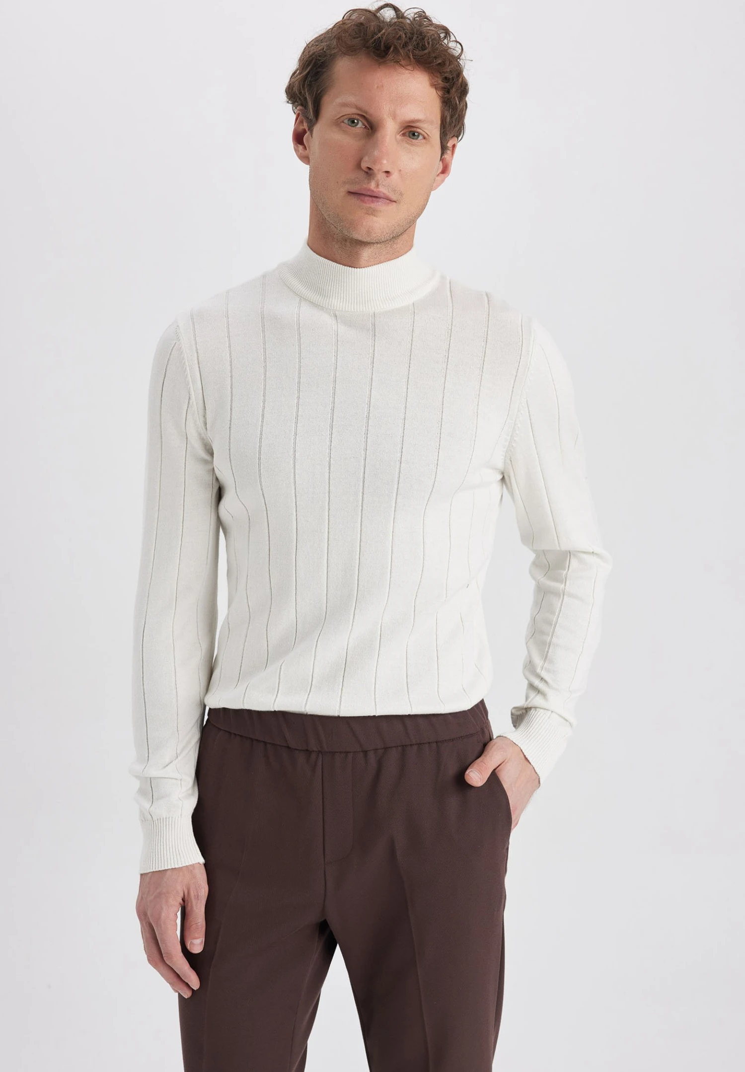 DeFacto Slim Fit- Trui - Ecru 3 DeFacto Slim Fit- Trui - Ecru