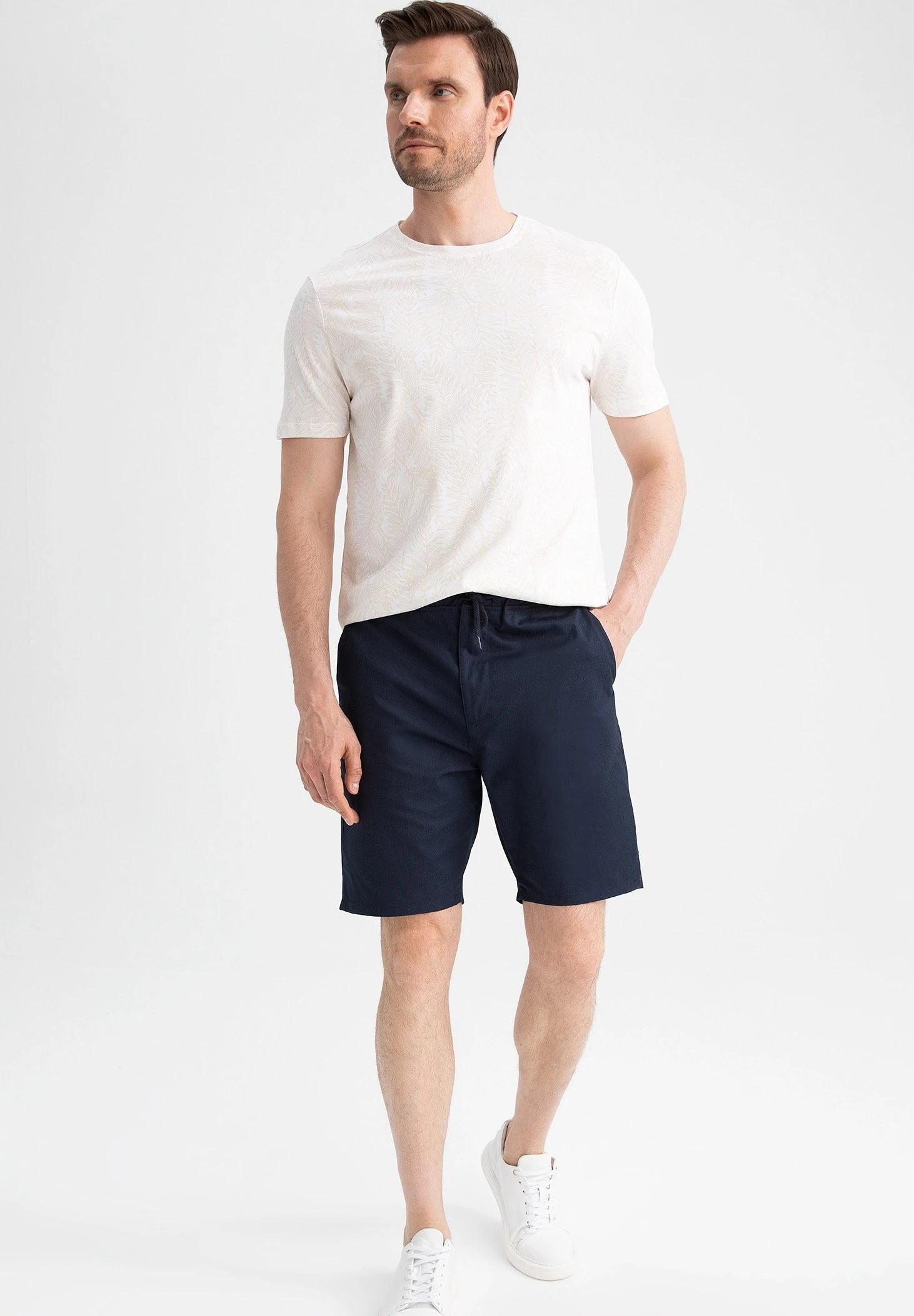 DeFacto Slim Fit- Shorts - Navy 4 DeFacto Slim Fit- Shorts - Navy - Afbeelding 2