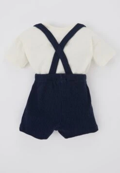 DeFacto Set Regular Fit - T-Shirt Print - Ecru 8 DeFacto Set Regular Fit - T-Shirt Print - Ecru -DeFacto a07c3829de4f46b9bf853b70dd852be5