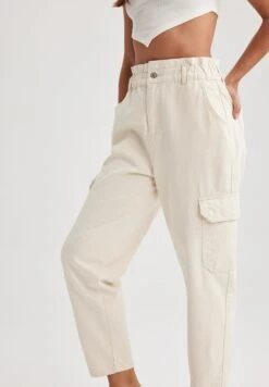 DeFacto Paperbag - Cargobroek - White 9 DeFacto Paperbag - Cargobroek - White -DeFacto a5119947c2884a70b57b070e3ba79881