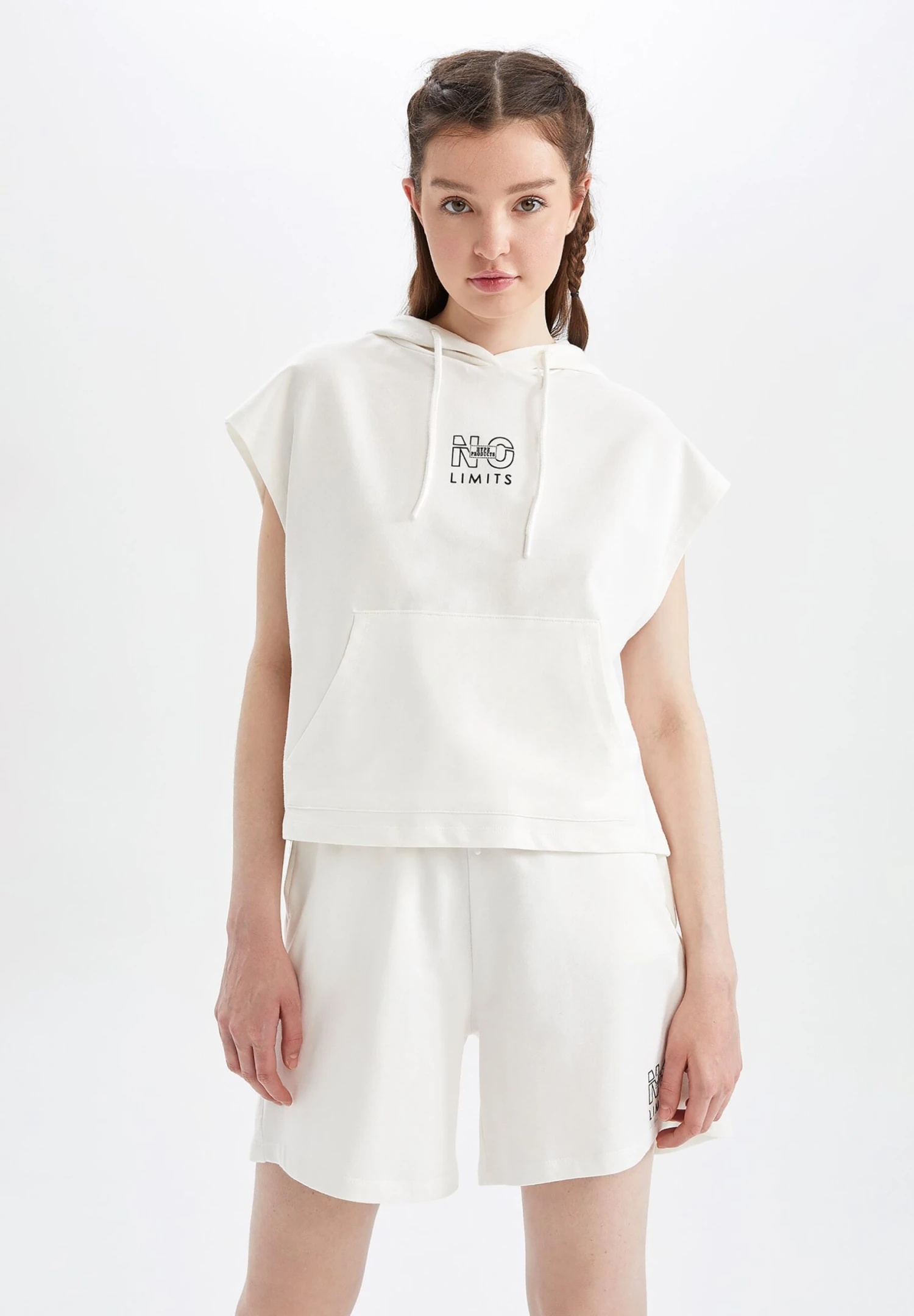 DeFacto Hoodie - Ecru 3 DeFacto Hoodie - Ecru