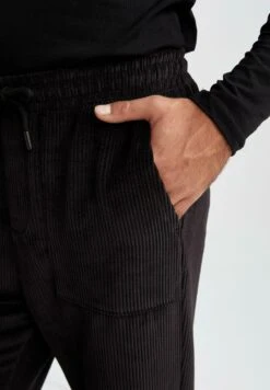 DeFacto Regular - Trainingsbroek - Black 10 DeFacto Regular - Trainingsbroek - Black -DeFacto aa997c9186764c889553d1cbd6589455