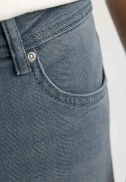 DeFacto Pedro-Slim Fit - Slim Fit Jeans - Indigo 9 DeFacto Pedro-Slim Fit - Slim Fit Jeans - Indigo -DeFacto ab3e2543fa504519a909e901ae97acc7