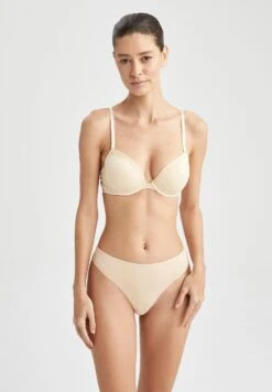 DeFacto 2Pack- T-Shirt Bh - White 12 DeFacto 2Pack- T-Shirt Bh - White -DeFacto ac4598dfbaf64c048f60e4f0ec9c873b