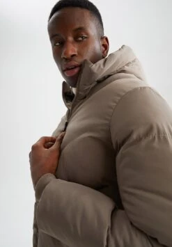 DeFacto Regular Fit- Winterjas - Beige 9 DeFacto Regular Fit- Winterjas - Beige -DeFacto adb1d4b68b8345fb8897483f88490368