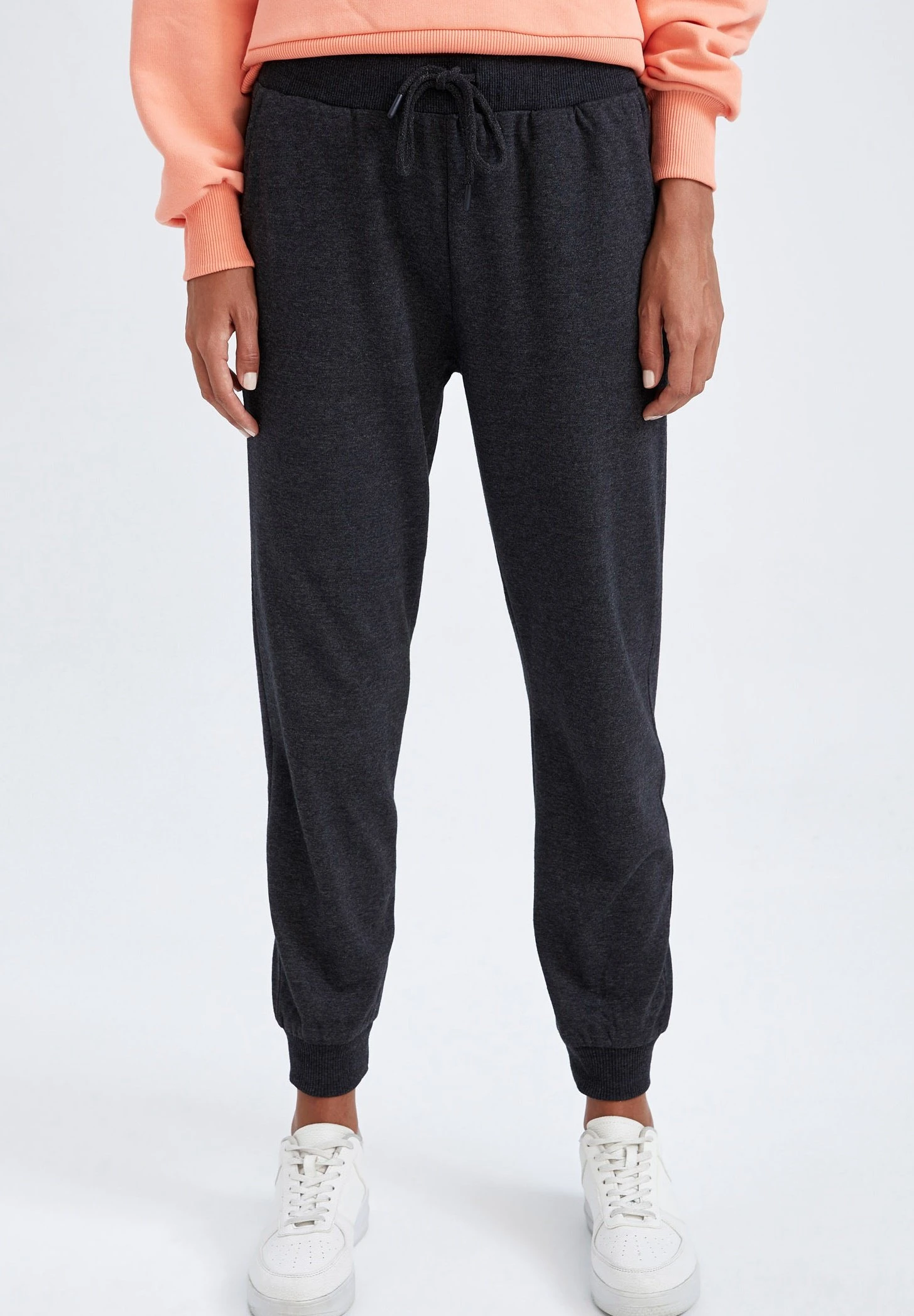 DeFacto Standart Fit- Trainingsbroek - Anthracite 3 DeFacto Standart Fit- Trainingsbroek - Anthracite