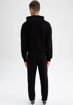 DeFacto Regular Fit - Trainingsbroek - Black 7 DeFacto Regular Fit - Trainingsbroek - Black -DeFacto b5f4a39b05d04e26a6c8dcaf176a65da