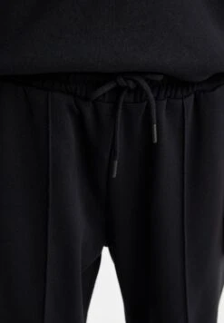 DeFacto Regular Fit - Trainingsbroek - Black -DeFacto b666ed510b6748a8bc1672ef7cc97d1f