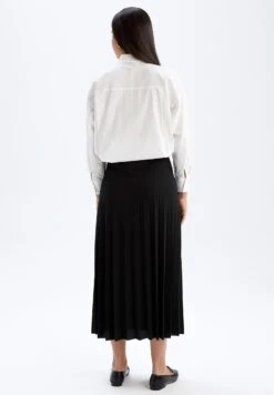 DeFacto Regular Fit - A-Lijn Rok - Black 8 DeFacto Regular Fit - A-Lijn Rok - Black -DeFacto b6fb18d18f5c422eb57074b6dc9d8e4e