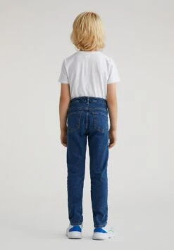 DeFacto Slim Fit Jeans - Blue 8 DeFacto Slim Fit Jeans - Blue -DeFacto b7a110e41e334316b0398cd774ba6ecc