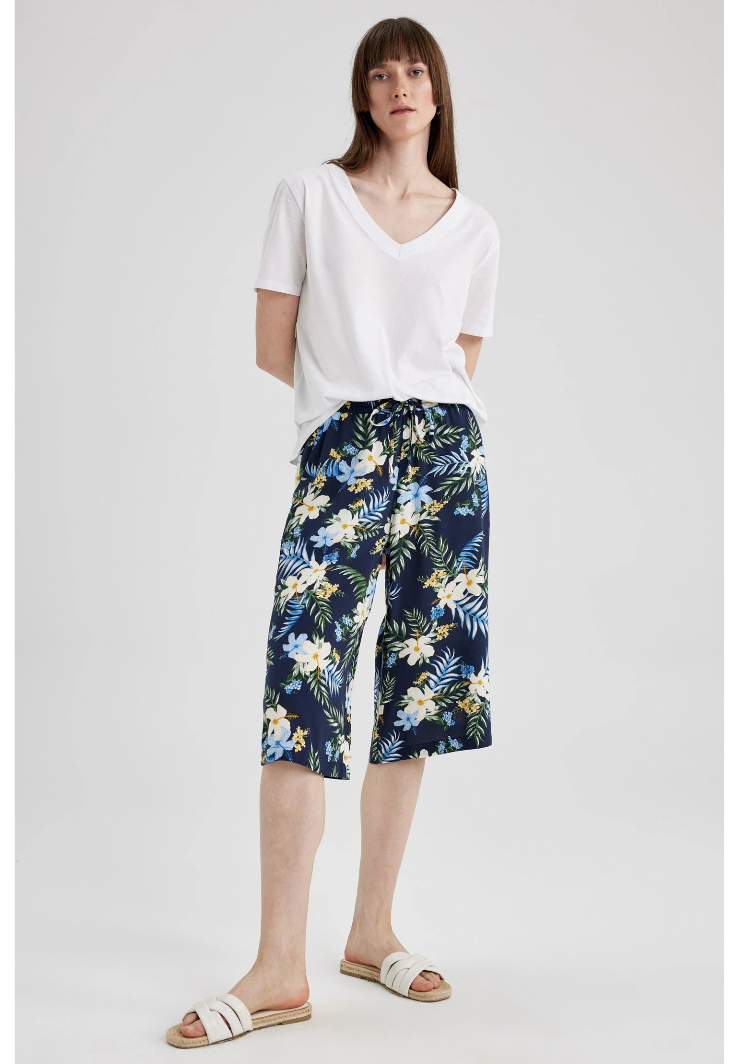 DeFacto Capri - Shorts - Navy 4 DeFacto Capri - Shorts - Navy - Afbeelding 2