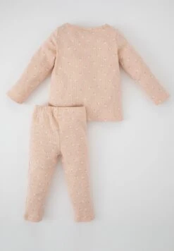 DeFacto Set - Pyjama - Pink 8 DeFacto Set - Pyjama - Pink -DeFacto ba9de3ca18da45fab2df74e9e2b681f2