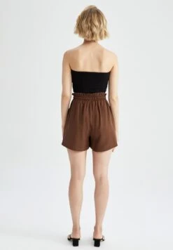 DeFacto Shorts - Brown 8 DeFacto Shorts - Brown -DeFacto bb06846fdebe41a981d270a9bbab1f57