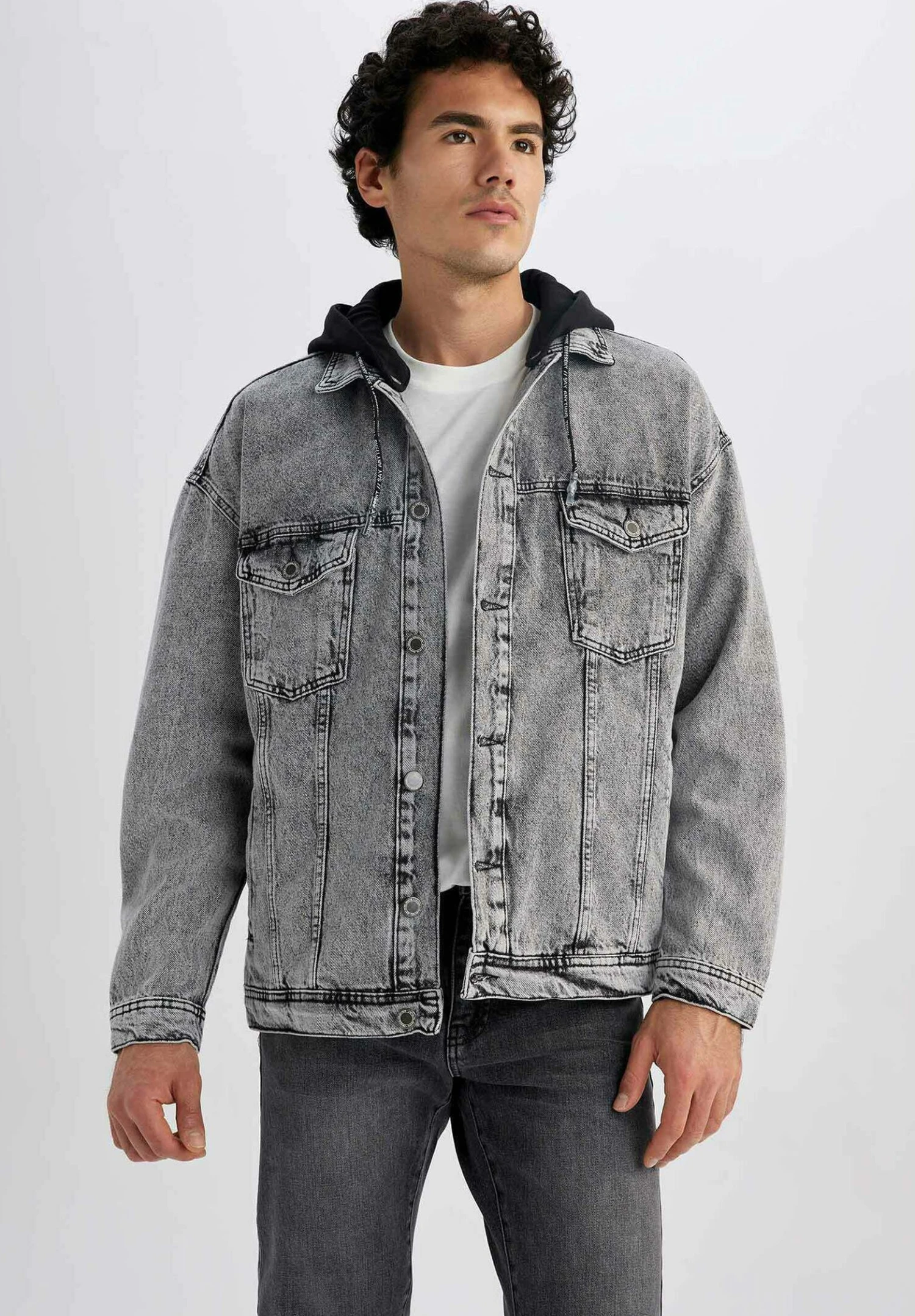 DeFacto Spijkerjas - Grey 3 DeFacto Spijkerjas - Grey