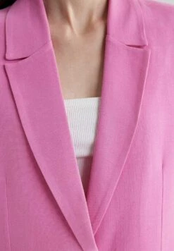 DeFacto Regular Fit- Bodywarmer - Pink 9 DeFacto Regular Fit- Bodywarmer - Pink -DeFacto bf5f100d1a564f34b19fe6974dd49b97