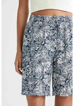 DeFacto Shorts - Blue -DeFacto c0e47729561442109891bf42b73892a2