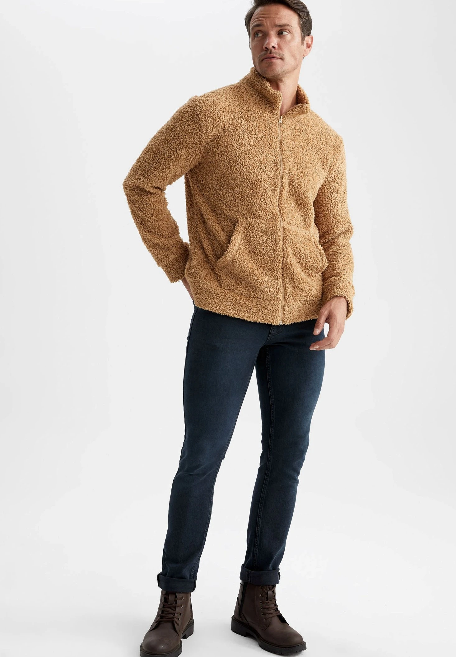 DeFacto Regular Fit - Sweater Met Rits - Beige 4 DeFacto Regular Fit - Sweater Met Rits - Beige - Afbeelding 2
