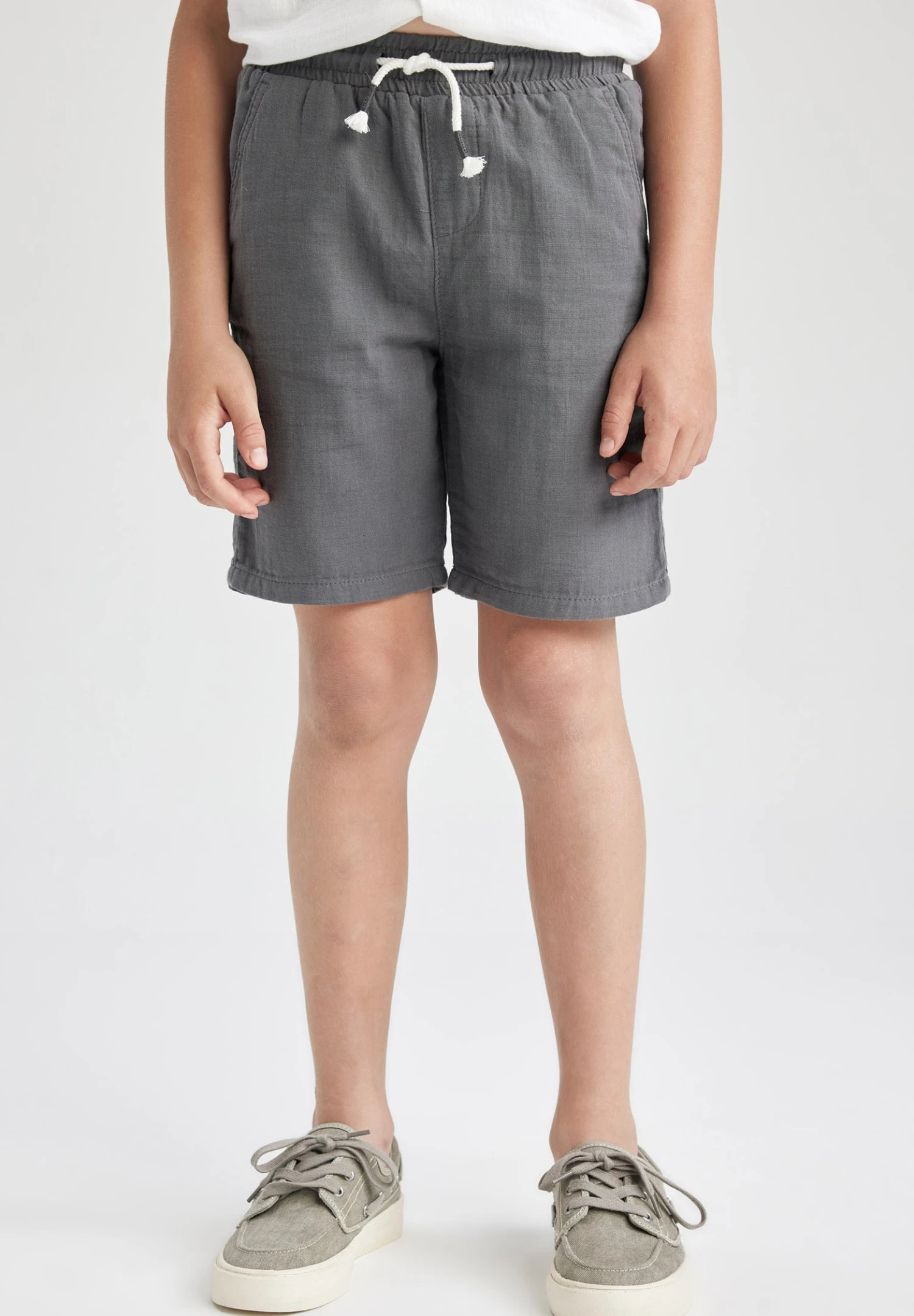 DeFacto Bermuda- Shorts - Grey 3 DeFacto Bermuda- Shorts - Grey