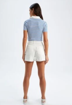 DeFacto Jeansshort - White -DeFacto c4515d87a9564a5a8b01706961fdf79e