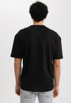 DeFacto Comfort Fit - T-Shirt Print - Black 8 DeFacto Comfort Fit - T-Shirt Print - Black -DeFacto c46dbea604f34db0bb2493cb9cffa919
