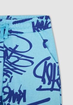 DeFacto Shorts - Turquoise -DeFacto c52774b9bd3545a39ecb213b6e780673