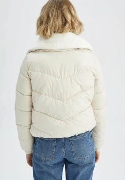 DeFacto Relax Fit- Winterjas - Ecru -DeFacto c5e68d448e6e47a184c7dc6ba8c20371