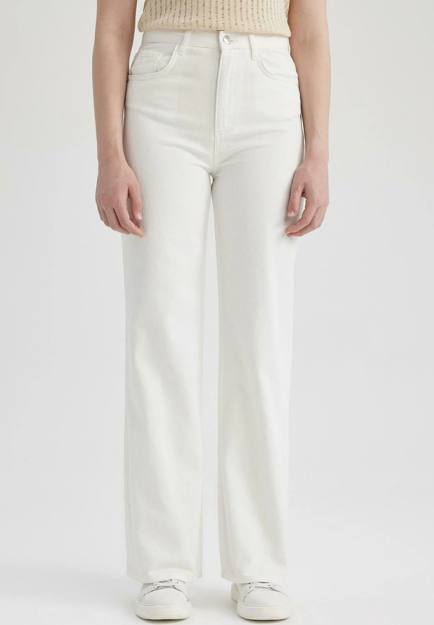 DeFacto 90S Wide Leg - Straight Leg Jeans - White 3 DeFacto 90S Wide Leg - Straight Leg Jeans - White