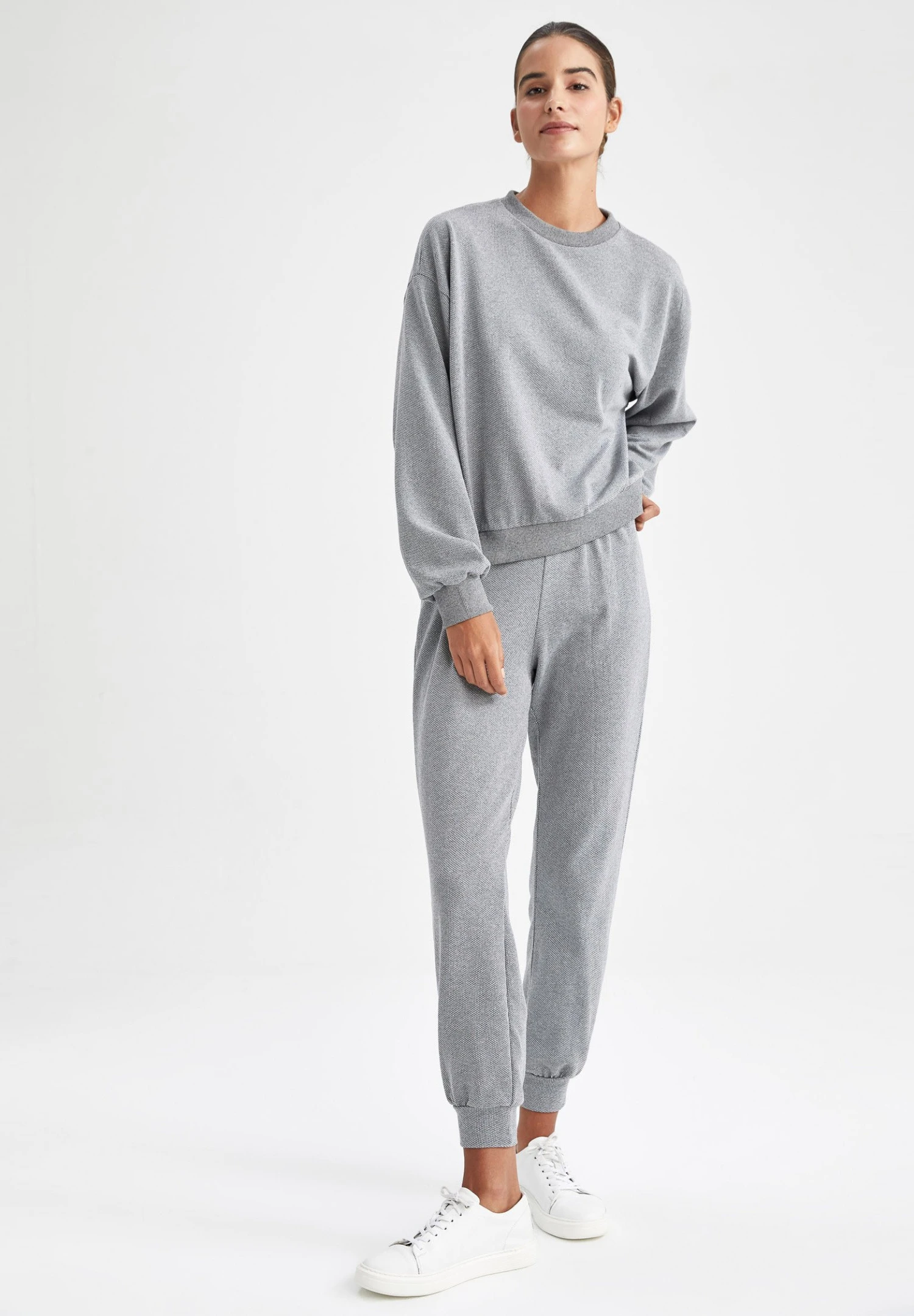 DeFacto Regular Fit- Sweater - Grey 4 DeFacto Regular Fit- Sweater - Grey - Afbeelding 2