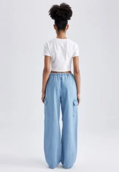 DeFacto Parachute - Flared Jeans - Blue 9 DeFacto Parachute - Flared Jeans - Blue -DeFacto c7b2a6c88d2d42458ab515a1835e8e2c