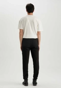 DeFacto Jogger-Slim Fit- Trainingsbroek - Black 8 DeFacto Jogger-Slim Fit- Trainingsbroek - Black -DeFacto c7bd46a0a2444618a113812363a4a107