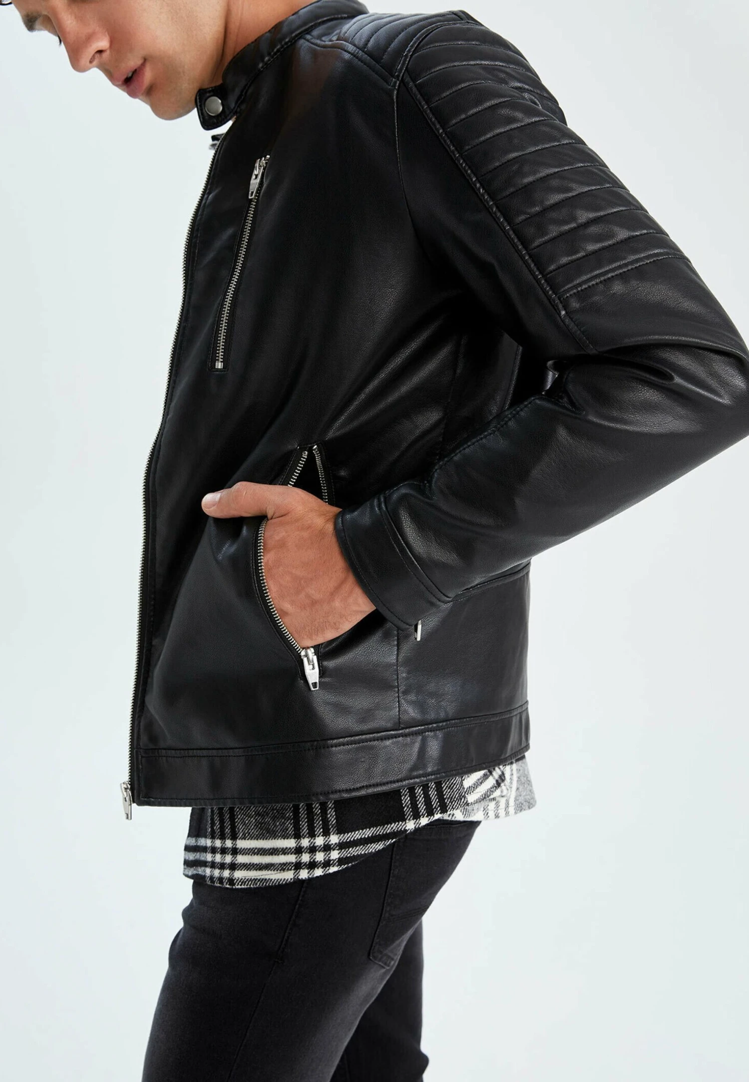 DeFacto Slim Fit - Imitatieleren Jas - Black 7 DeFacto Slim Fit - Imitatieleren Jas - Black - Afbeelding 5