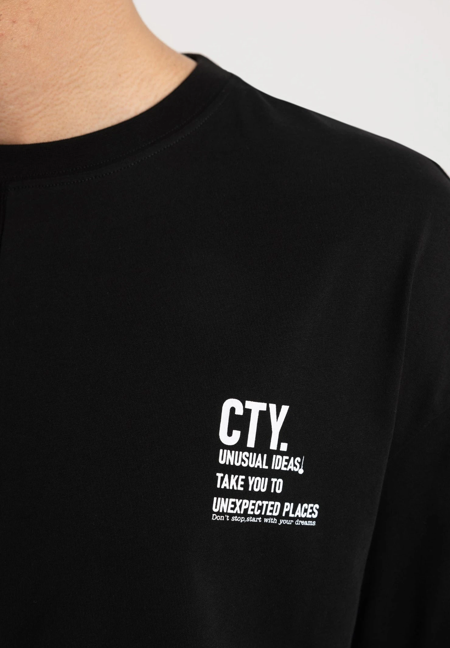 DeFacto Comfort Fit - T-Shirt Print - Black 6 DeFacto Comfort Fit - T-Shirt Print - Black - Afbeelding 4