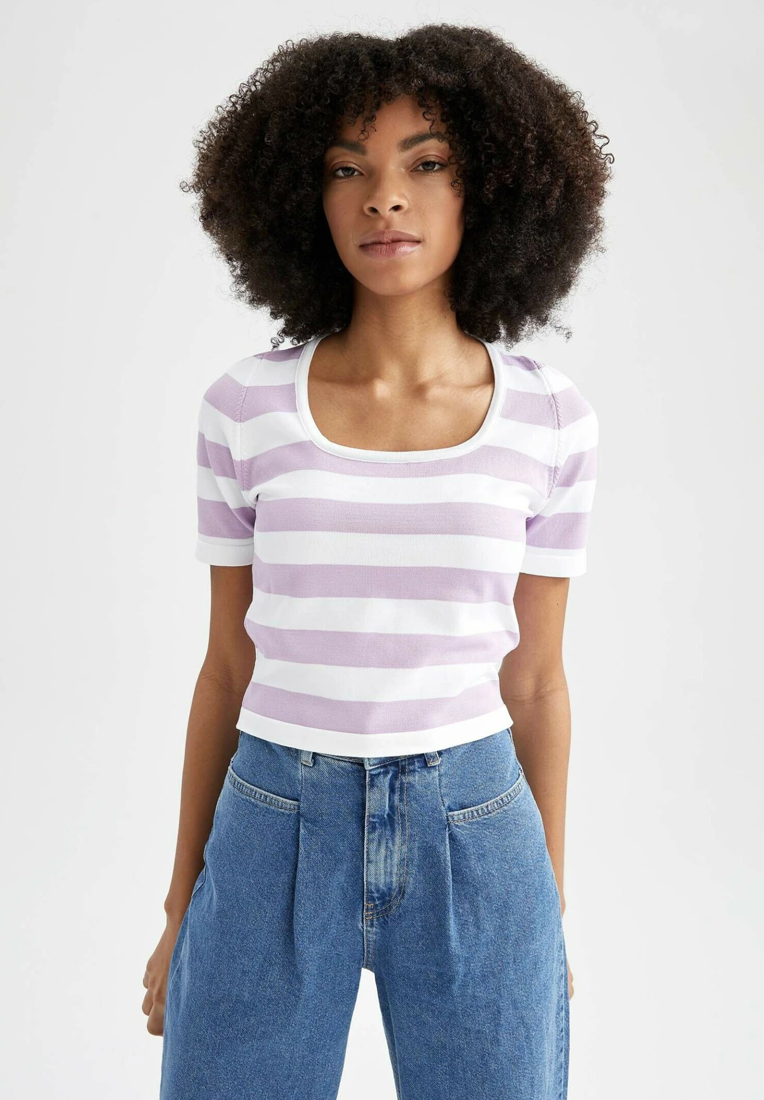 DeFacto Slim Fit - T-Shirt Print - Purple 3 DeFacto Slim Fit - T-Shirt Print - Purple