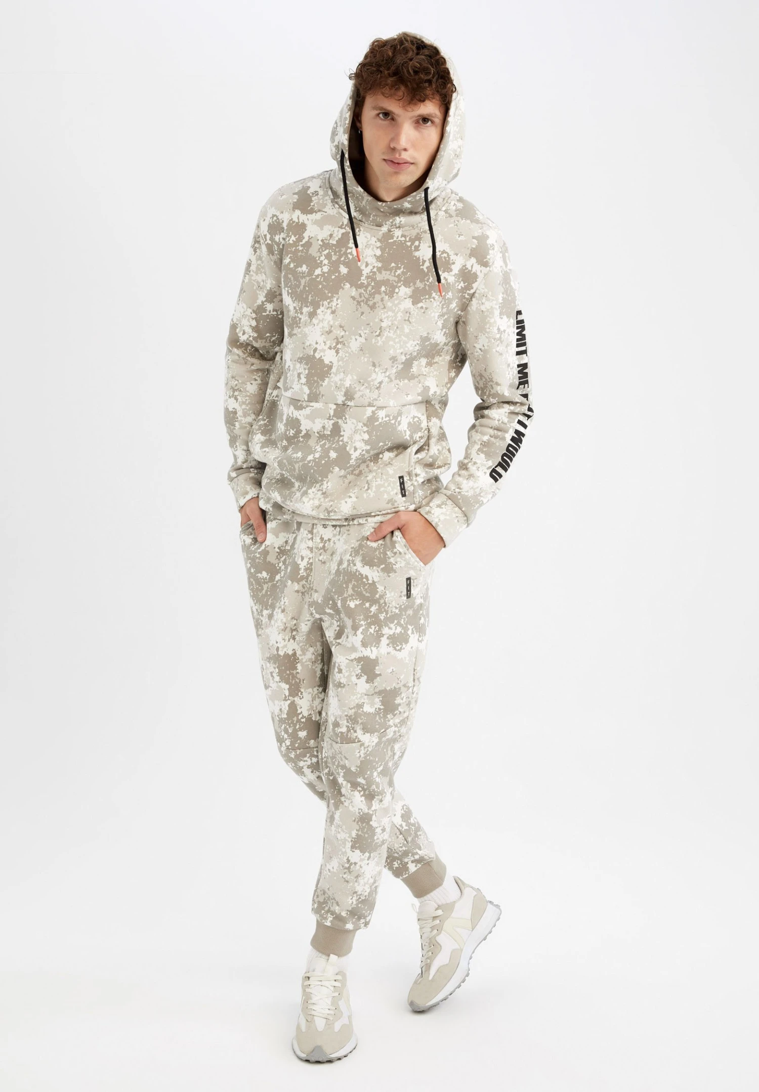 DeFacto Hoodie - Grey 4 DeFacto Hoodie - Grey - Afbeelding 2