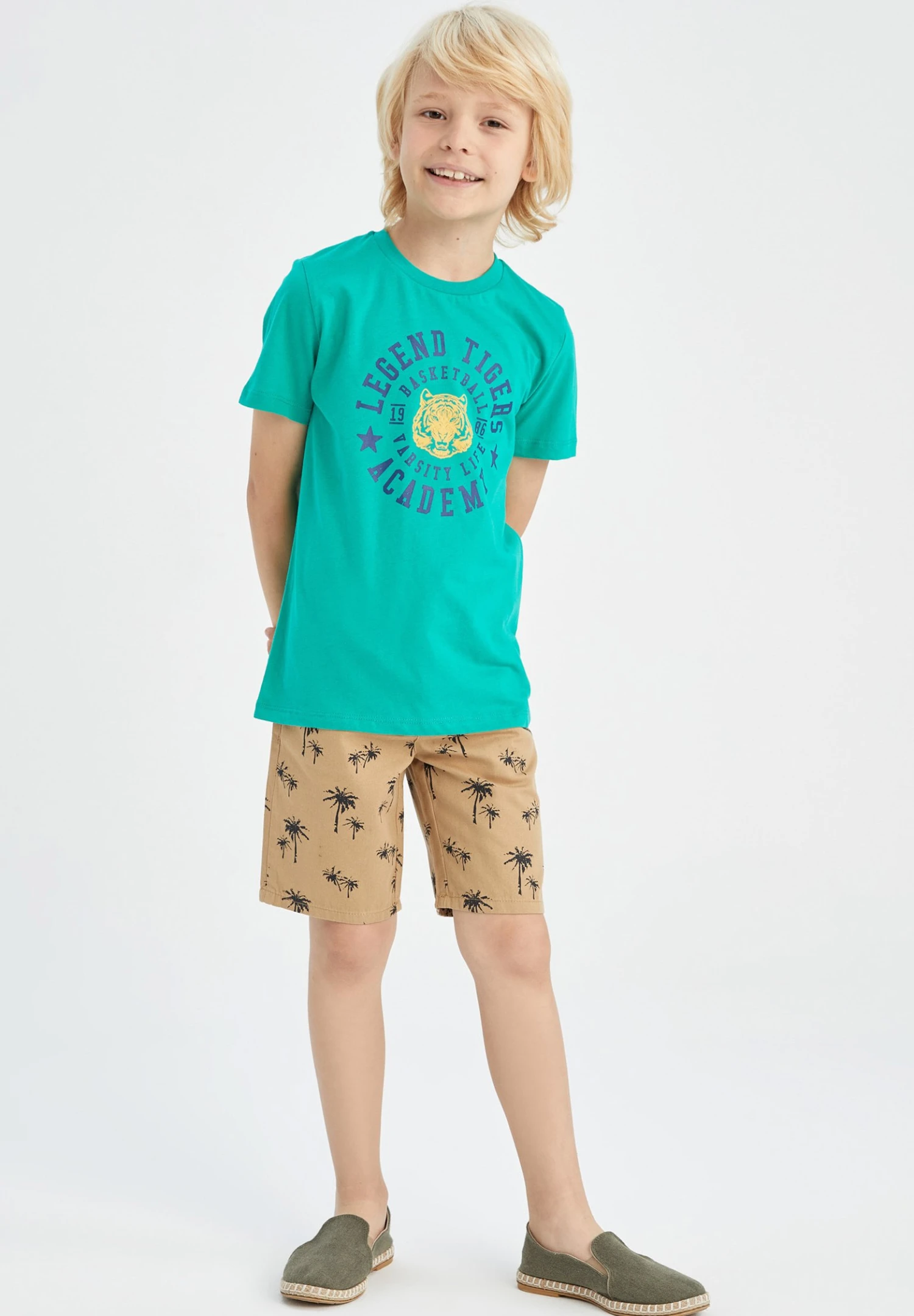 DeFacto Bermuda - Shorts - Beige 3 DeFacto Bermuda - Shorts - Beige