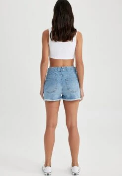 DeFacto Hot- Jeansshort - Blue 8 DeFacto Hot- Jeansshort - Blue -DeFacto cf55ad27b6c14e98925299820c19fd5e