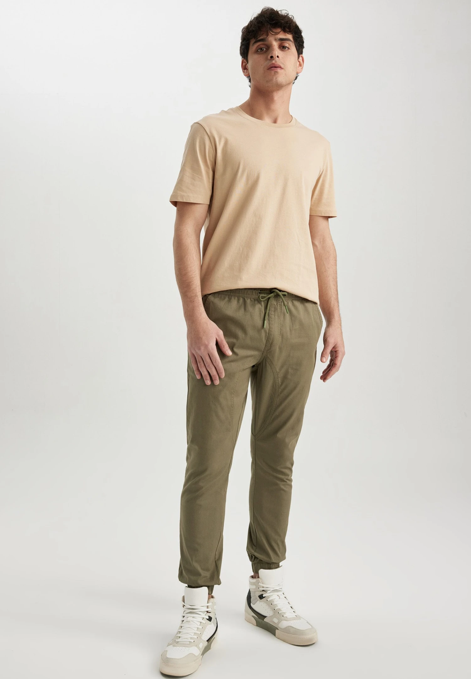 DeFacto Regular - Trainingsbroek - Khaki 4 DeFacto Regular - Trainingsbroek - Khaki - Afbeelding 2