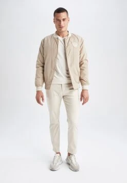 DeFacto Regular Fit- Bomberjacks - Beige 6 DeFacto Regular Fit- Bomberjacks - Beige -DeFacto d10d459fae84426992aa1c57fd3cd69d