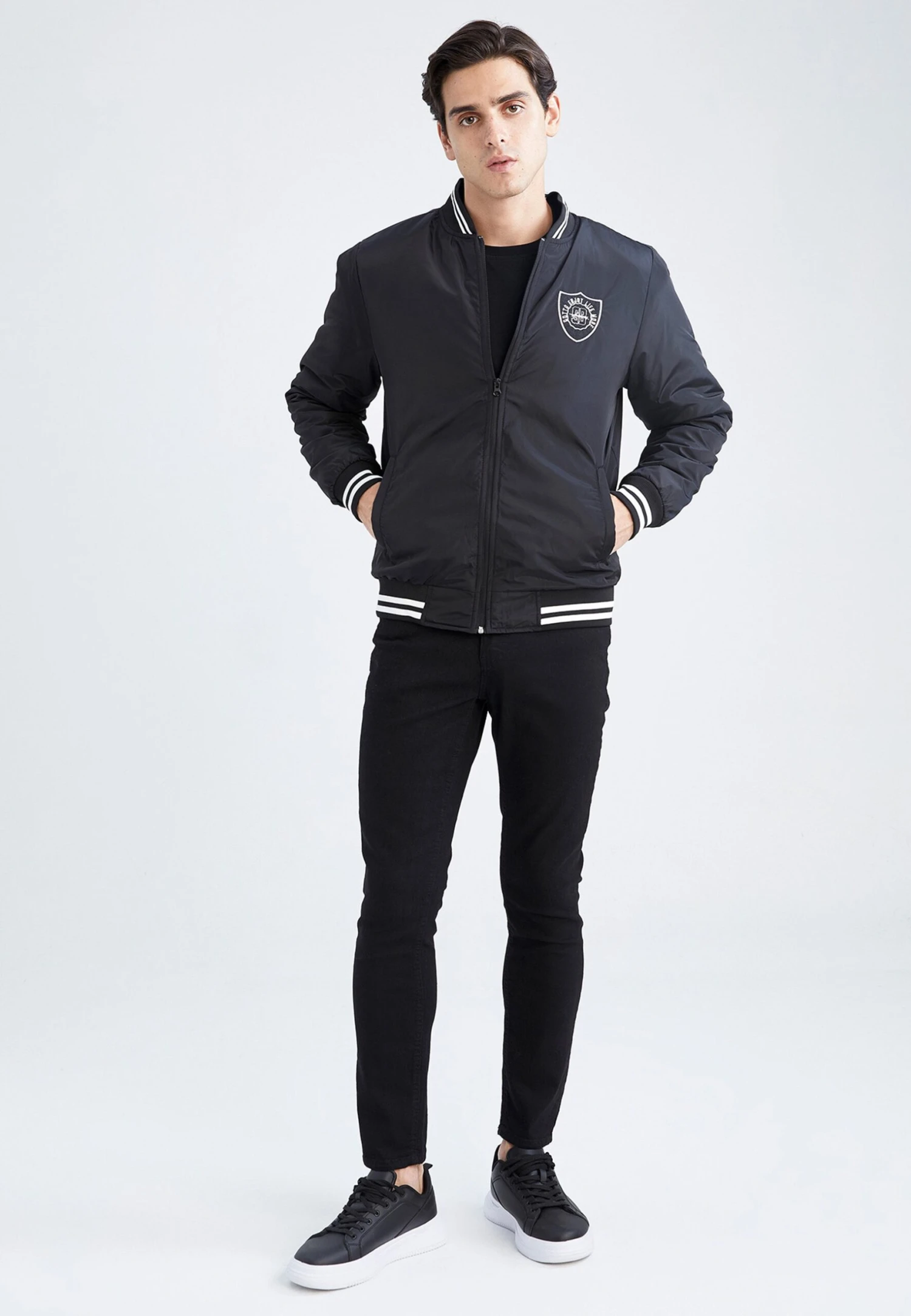 DeFacto Regular Fit - Jas - Black 4 DeFacto Regular Fit - Jas - Black - Afbeelding 2