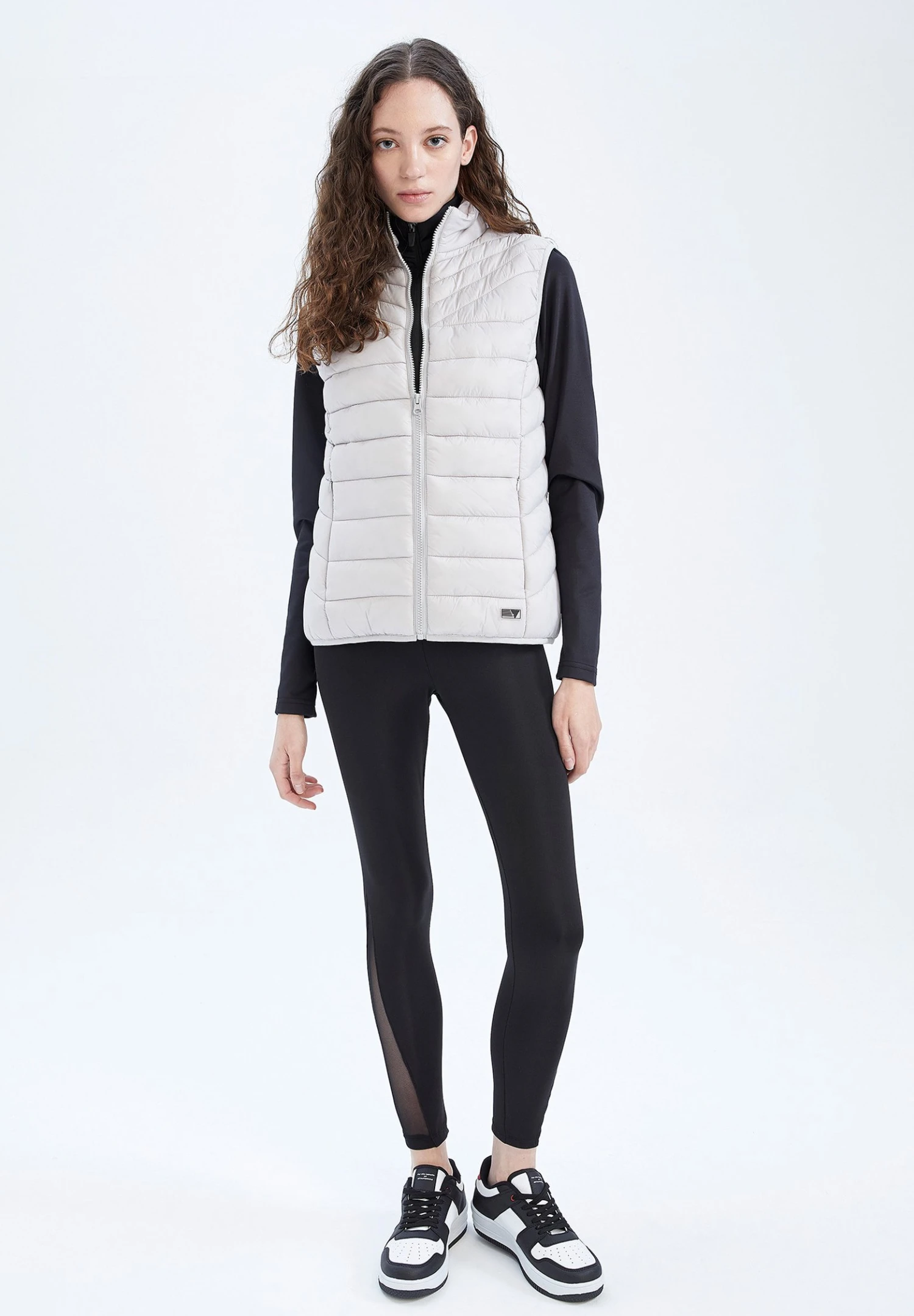 DeFacto Bodywarmer - Grey 4 DeFacto Bodywarmer - Grey - Afbeelding 2