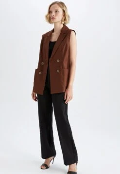 DeFacto Regular Fit- Bodywarmer - Brown 6 DeFacto Regular Fit- Bodywarmer - Brown -DeFacto d26a88600d744ac889279f3584a25201