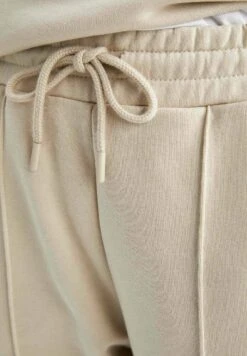 DeFacto Regular Fit - Trainingsbroek - Beige 9 DeFacto Regular Fit - Trainingsbroek - Beige -DeFacto d5f834f2ee4b4cb283266fa7fc95cbdb