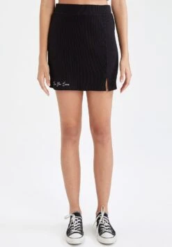 DeFacto Slim Fit - Minirok - Black