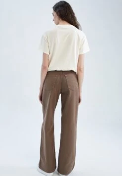 DeFacto Flared Jeans - Brown 7 DeFacto Flared Jeans - Brown -DeFacto da38c280d66a4c57a7c2f6f7eae27a3f