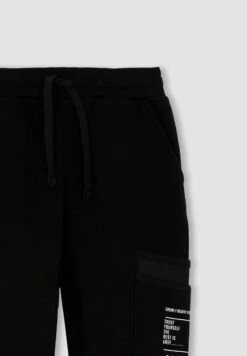 DeFacto Regular Fit- Trainingsbroek - Black -DeFacto da3b0146c1d14cea9ca1f18acd040af3