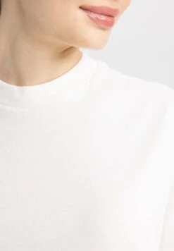 DeFacto Regular Fit- T-Shirt Basic - Ecru -DeFacto dc0f22c138034b6faed027c6f6874697