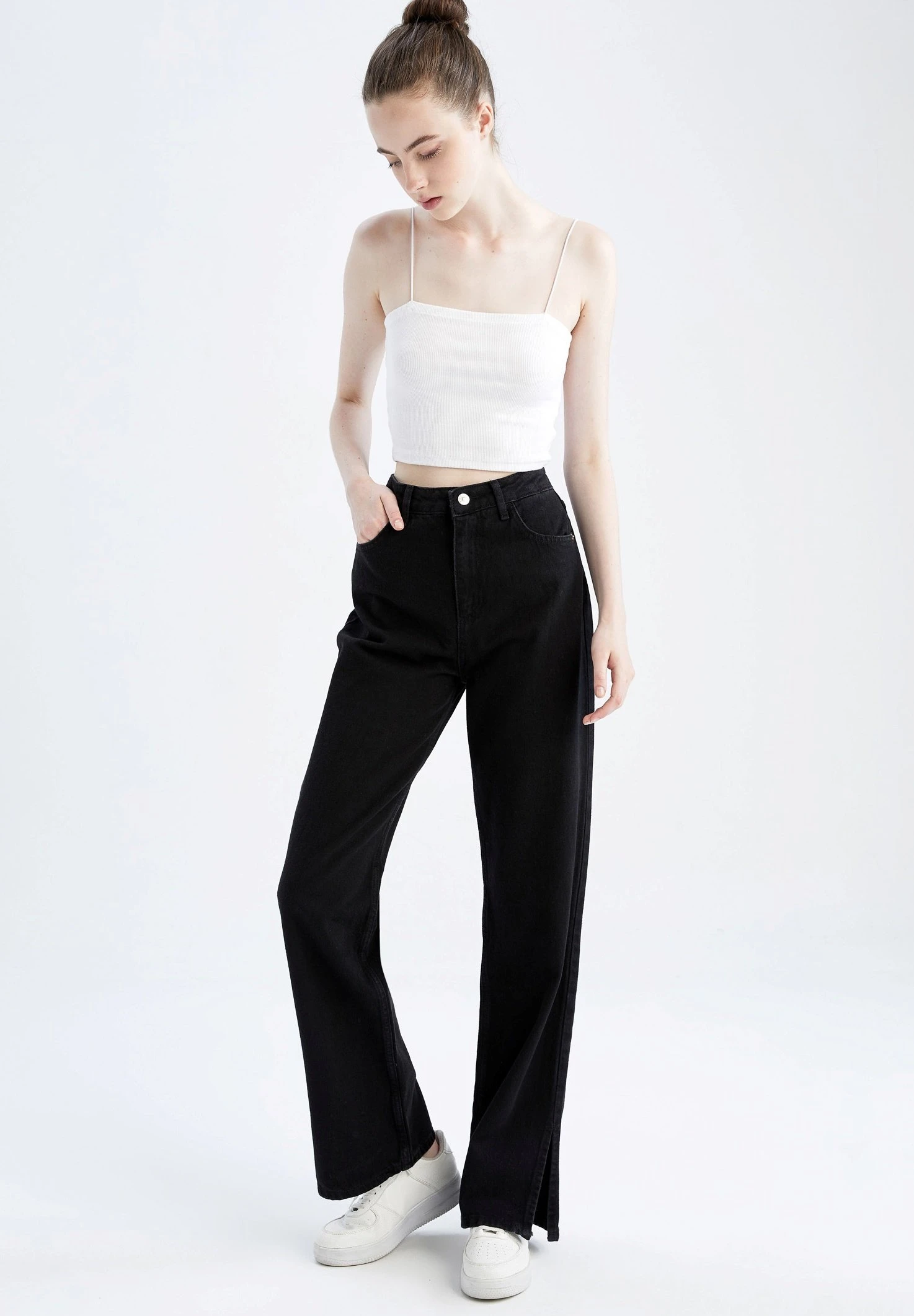 DeFacto 90'S Wide Leg- Flared Jeans - Black 6 DeFacto 90'S Wide Leg- Flared Jeans - Black - Afbeelding 4