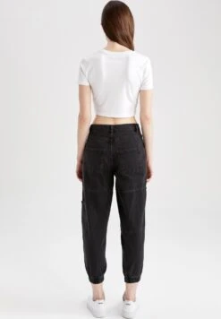 DeFacto Relaxed Fit Jeans - Black 9 DeFacto Relaxed Fit Jeans - Black -DeFacto dcf2efea9ac94b9ca11de2fbd63c03a7