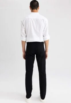 DeFacto Extra Slim Fit - Slim Fit Jeans - Black -DeFacto e02bd4389d0947fb95de1810b3dc79b5